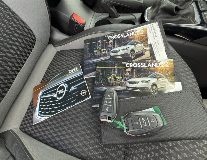 Opel Crossland X 37