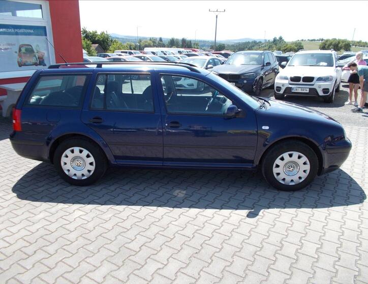 Volkswagen Golf 8