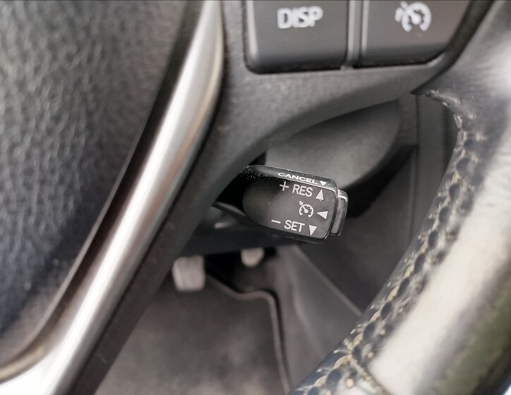 Toyota Auris 19