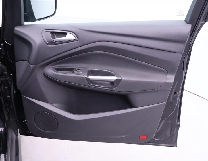 Ford Grand C-MAX 13