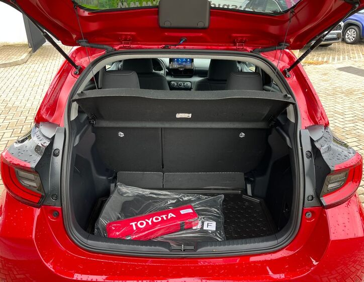 Toyota Yaris 28