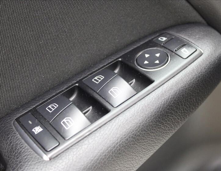 Mercedes-Benz Třídy B 15