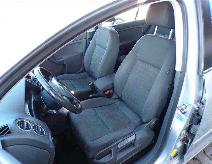 Volkswagen Golf Plus 16