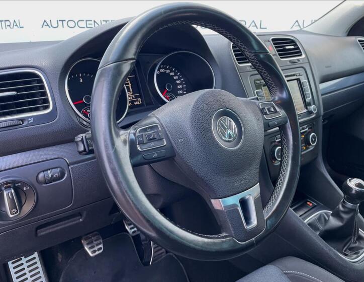 Volkswagen Golf 13