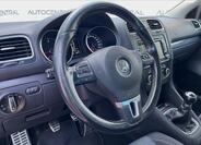 Volkswagen Golf 13
