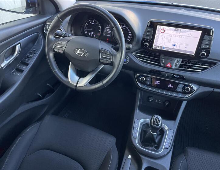 Hyundai i30 11