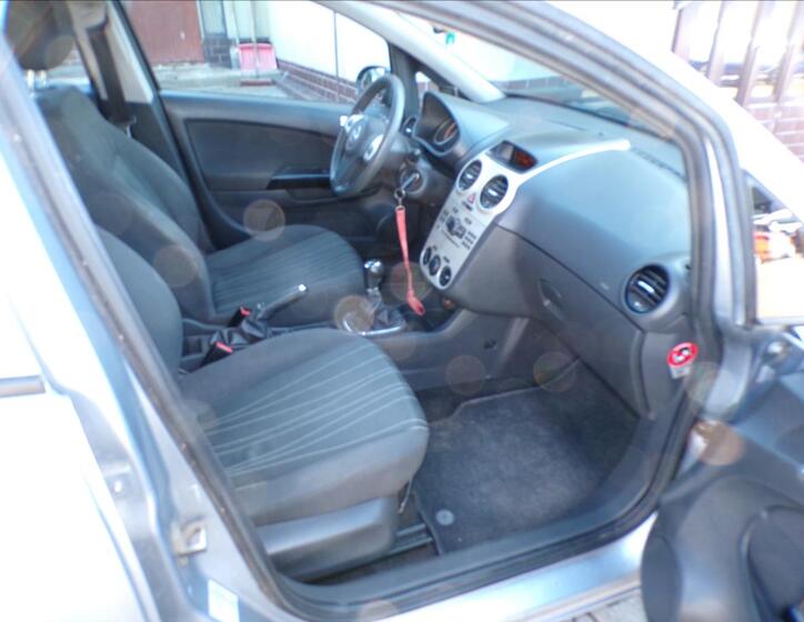 Opel Corsa 19