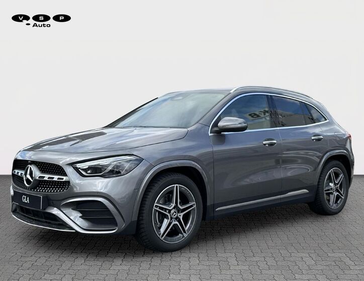 Mercedes-Benz GLA 1