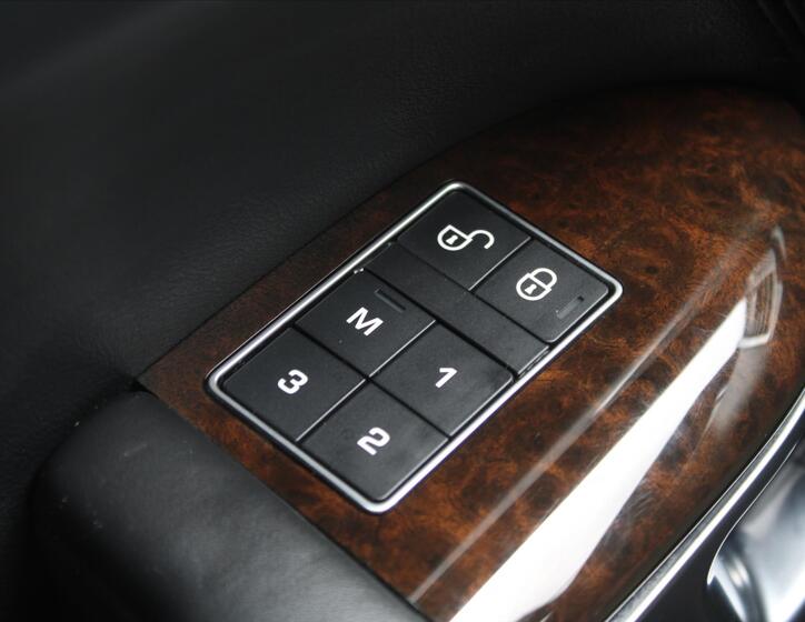 Land Rover Range Rover 29