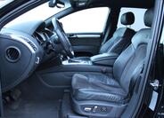 Audi Q7 12