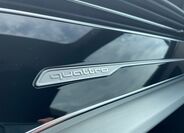 Audi Q8 32