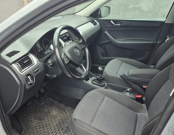 Škoda Rapid 5