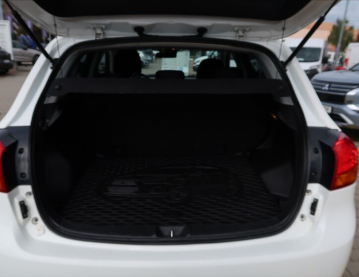 Mitsubishi ASX 10