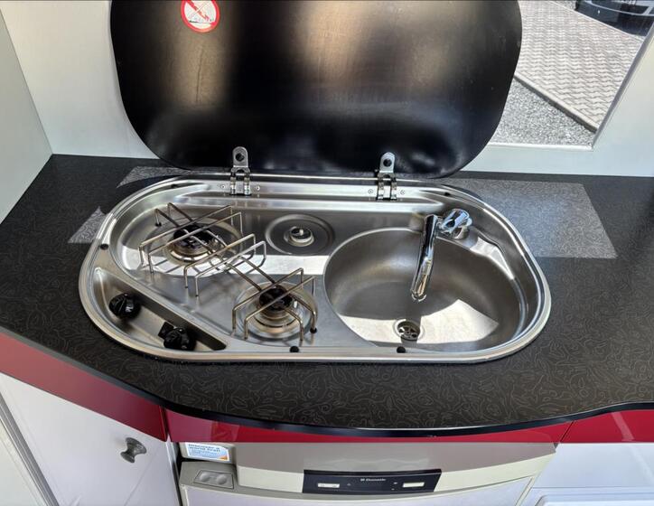 Mercedes-Benz Sprinter 14