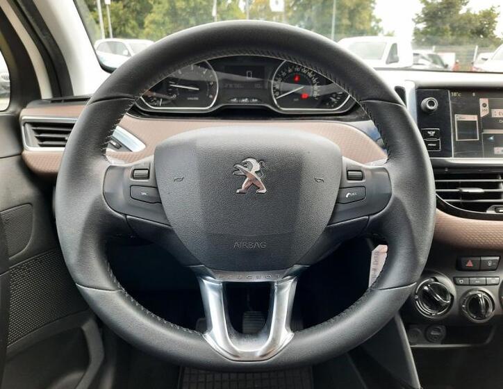 Peugeot 2008 17