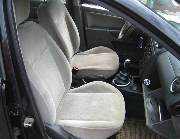 Ford Fiesta 13