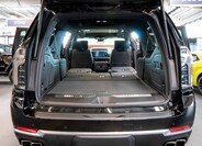 Chevrolet Suburban 9