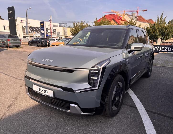 KIA EV9 7