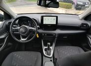 Toyota Yaris 16