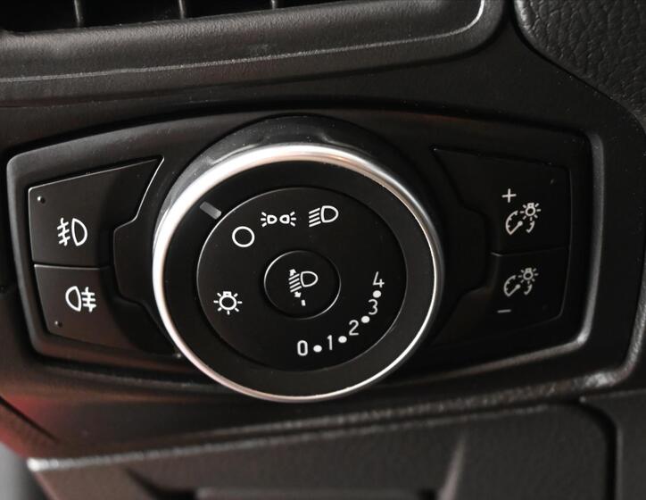 Ford Focus 24