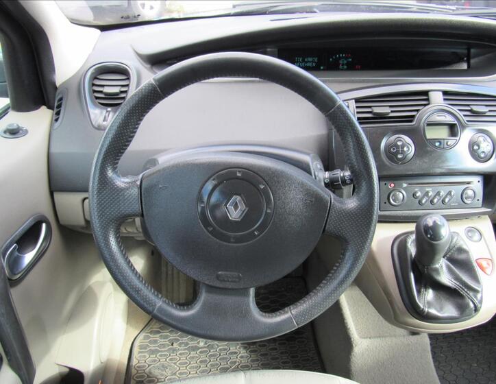 Renault Scénic 12