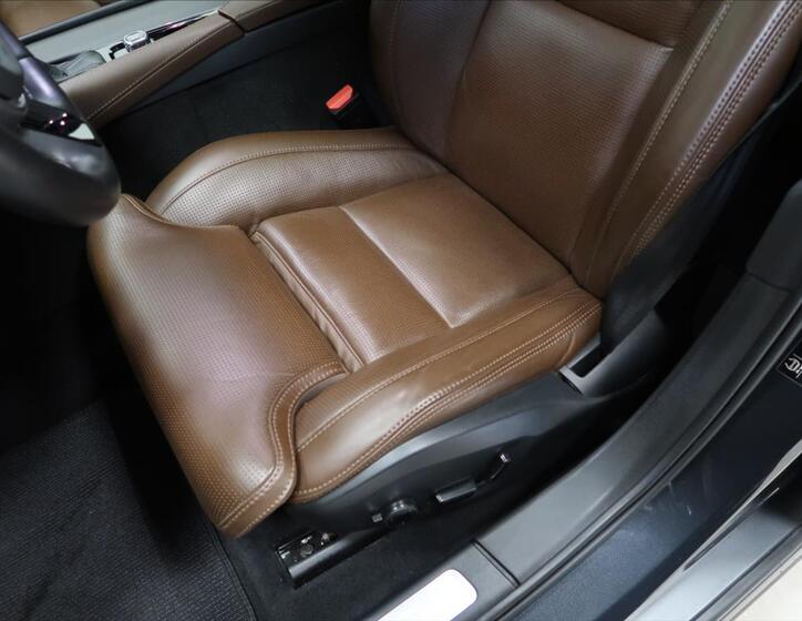 Volvo V90 31
