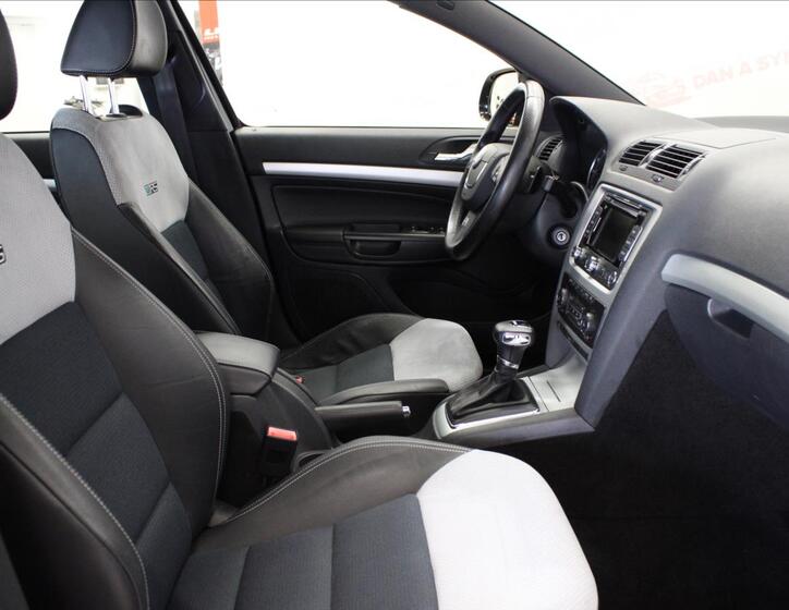 Škoda Octavia 12