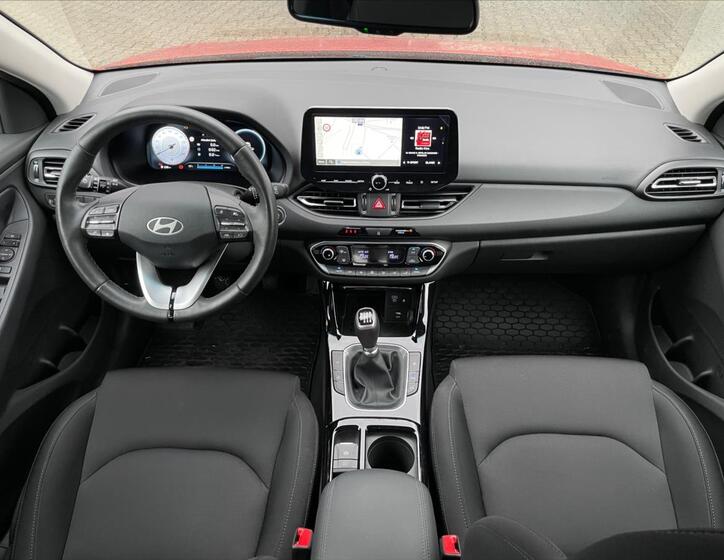 Hyundai i30 8