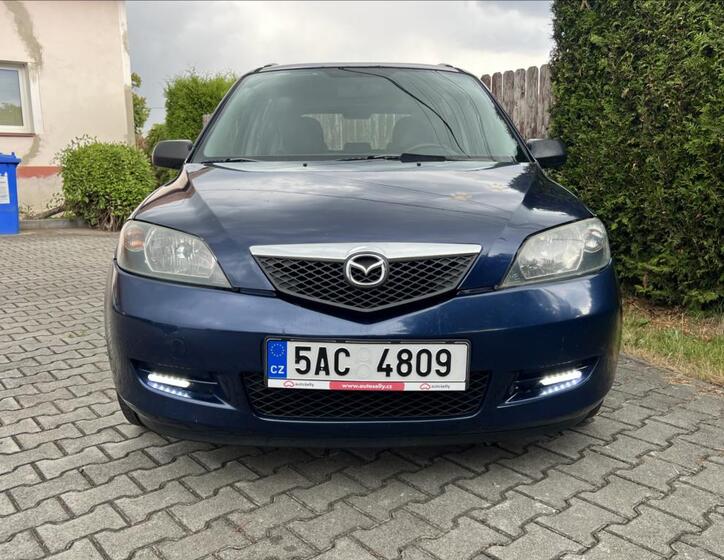 Mazda 2 9