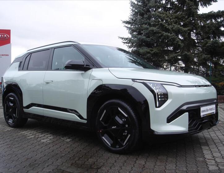 KIA EV3 1