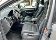 Volkswagen Touran 10