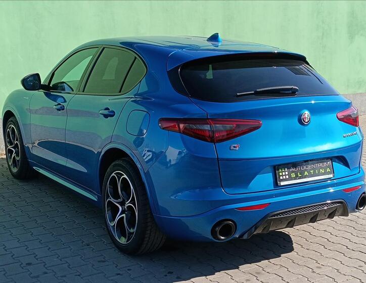 Alfa Romeo Stelvio 15