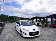 Peugeot 308 8