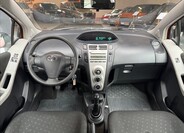 Toyota Yaris 13