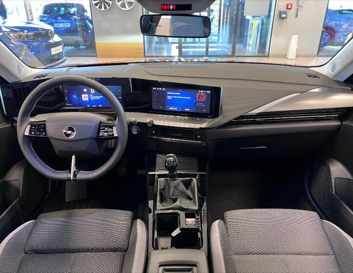 Opel Astra 6