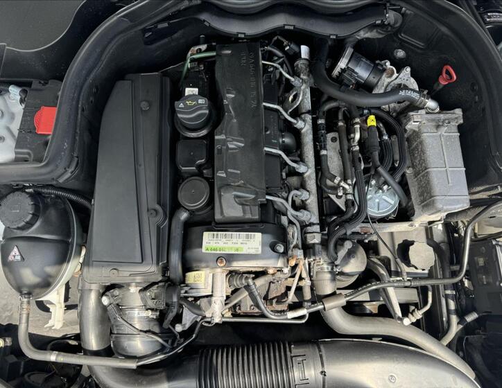 Mercedes-Benz Třídy C 30