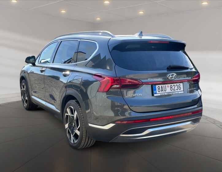 Hyundai Santa Fe 4