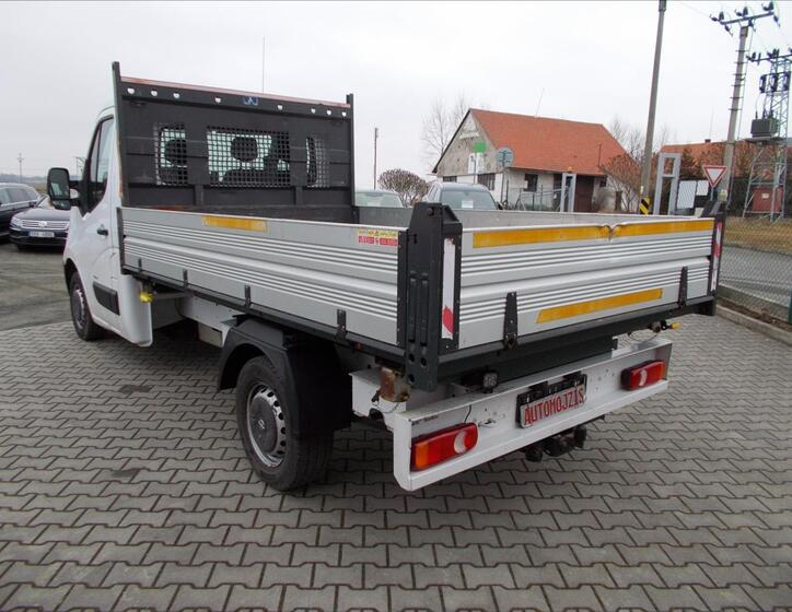 Opel Movano 10