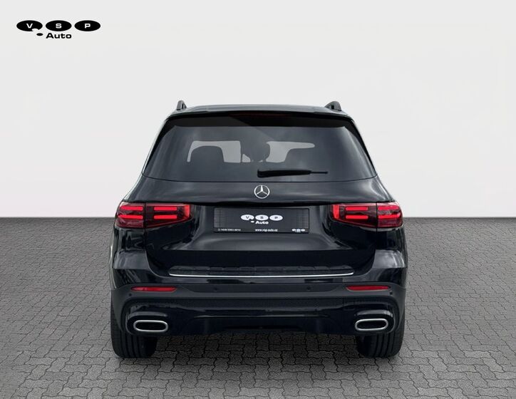 Mercedes-Benz GLB 4