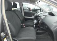 Toyota Yaris 10