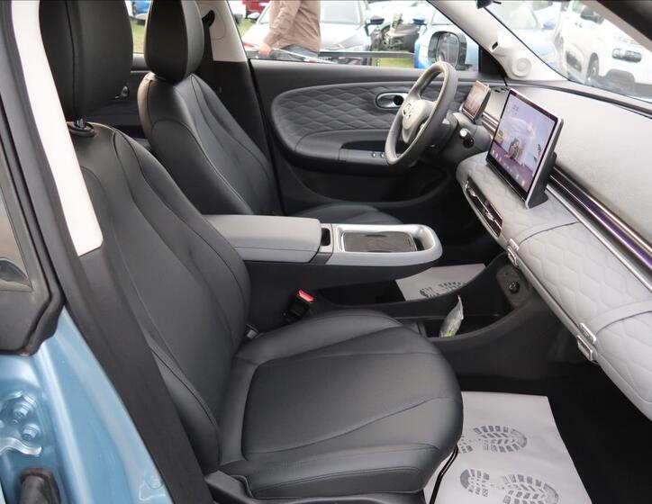 Dongfeng Box 13