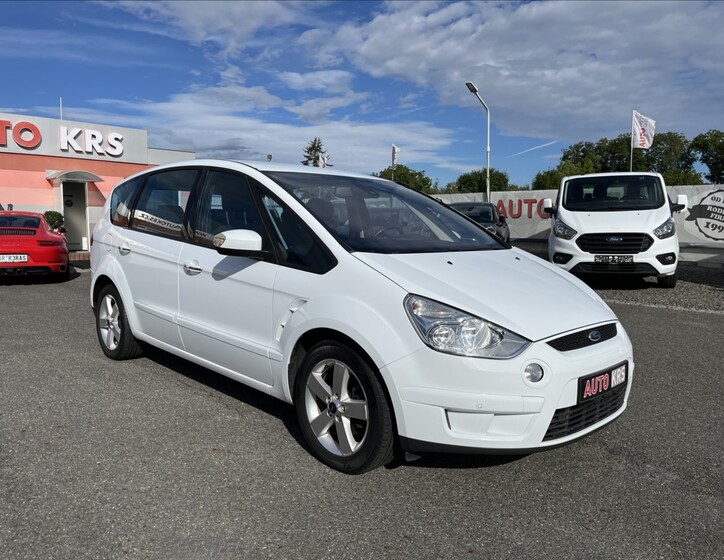 Ford S-MAX 1