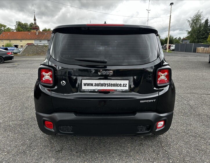 Jeep Renegade 4
