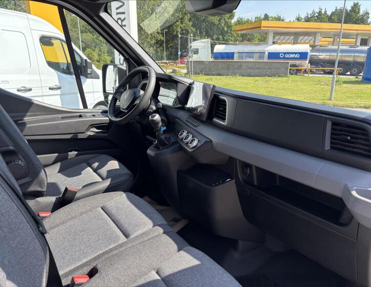 Renault Master 8