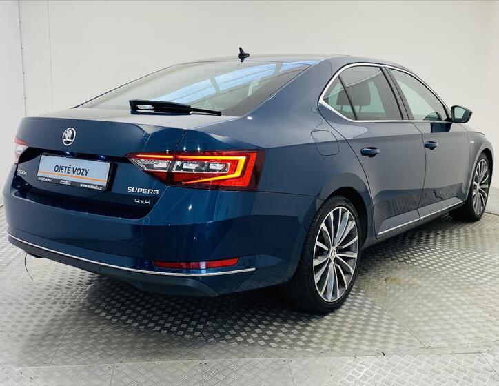 Škoda Superb 2