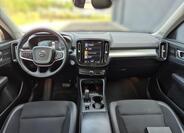 Volvo XC40 9