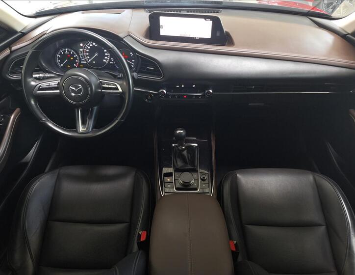 Mazda CX-30 8