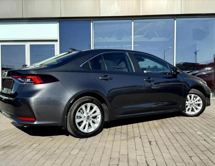 Toyota Corolla 9