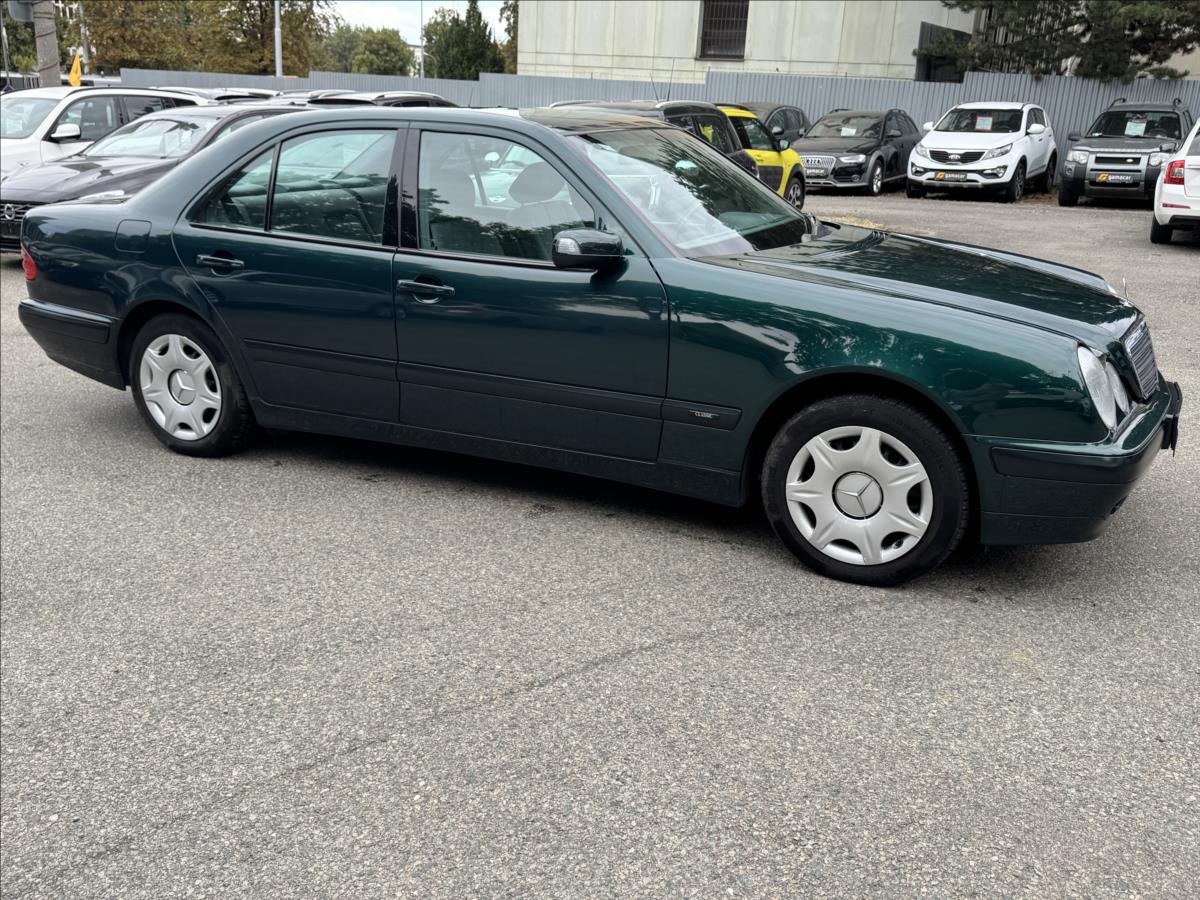 Mercedes-Benz Třídy E