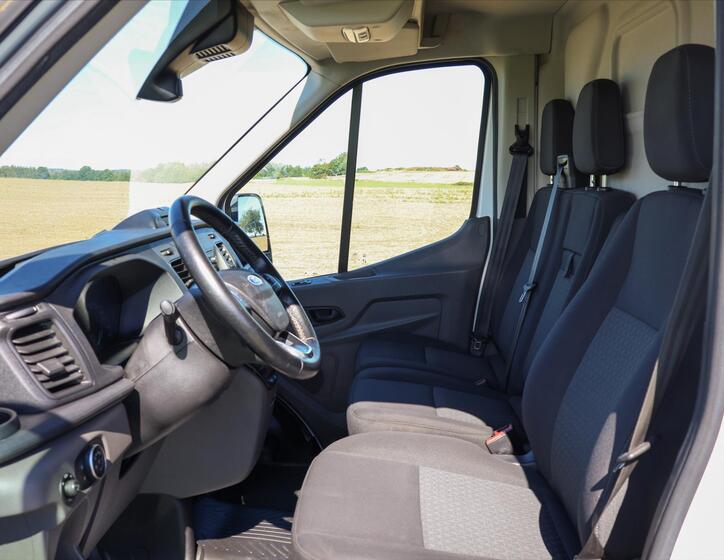 Ford Transit 10